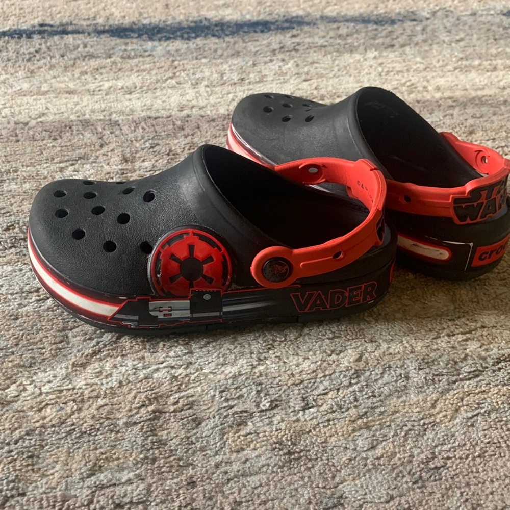 Darth Vader Crocs